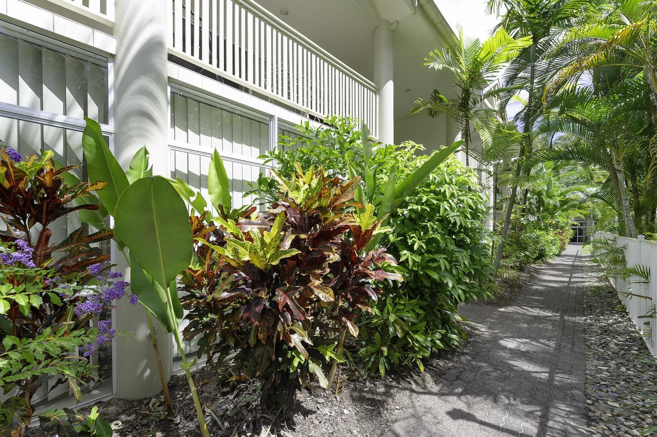 Tropical Nites Holiday Townhouses Port Douglas Bagian luar foto